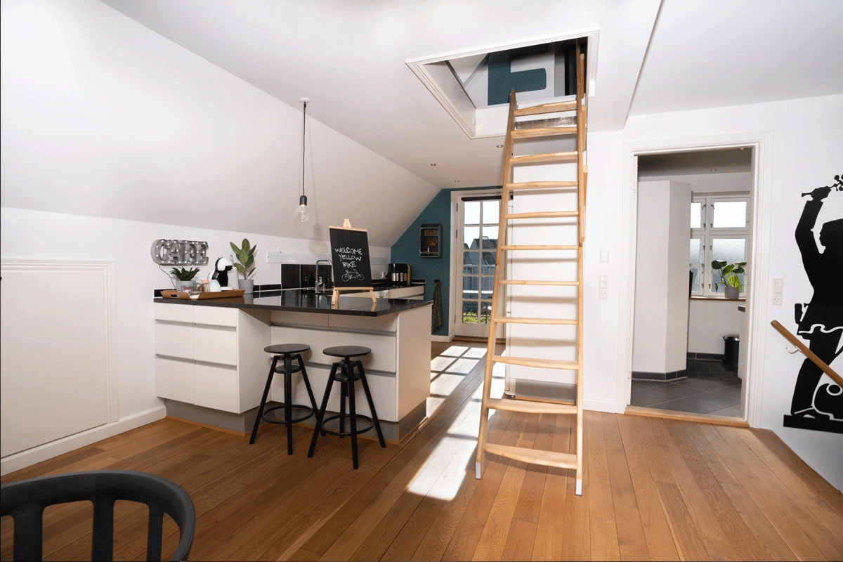 Complex Interior Editing after